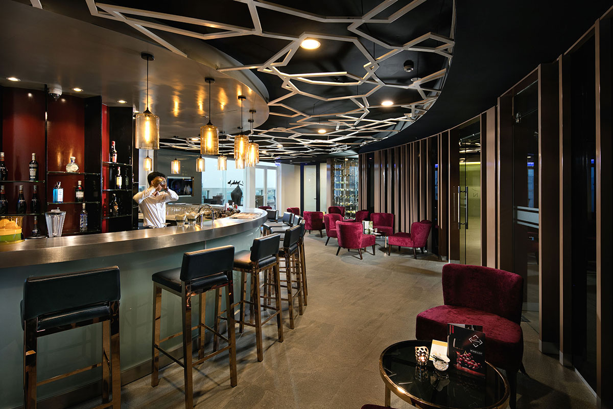 Novotel Suites Hanoi Hotel - 8